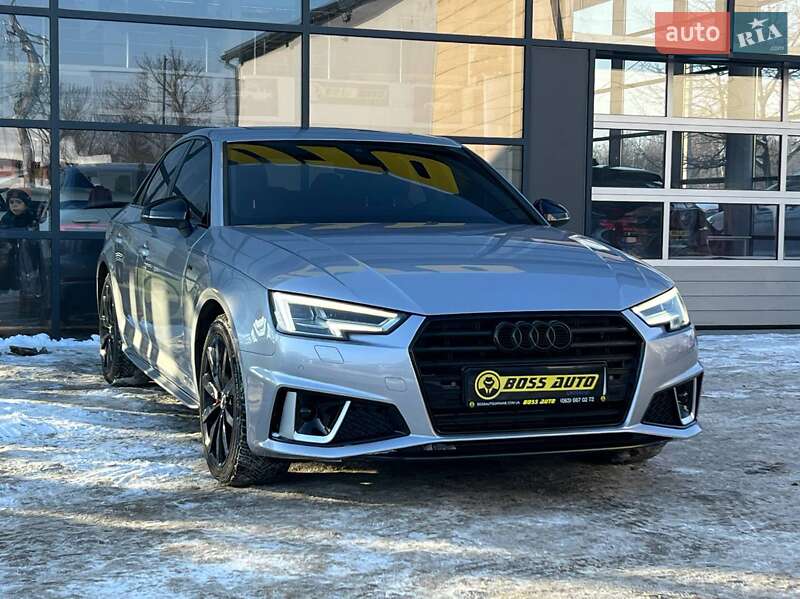 Седан Audi A4 2017 в Ивано-Франковске