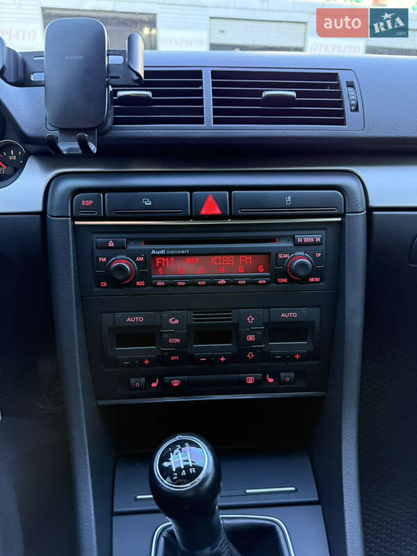 Седан Audi A4 2005 в Днепре