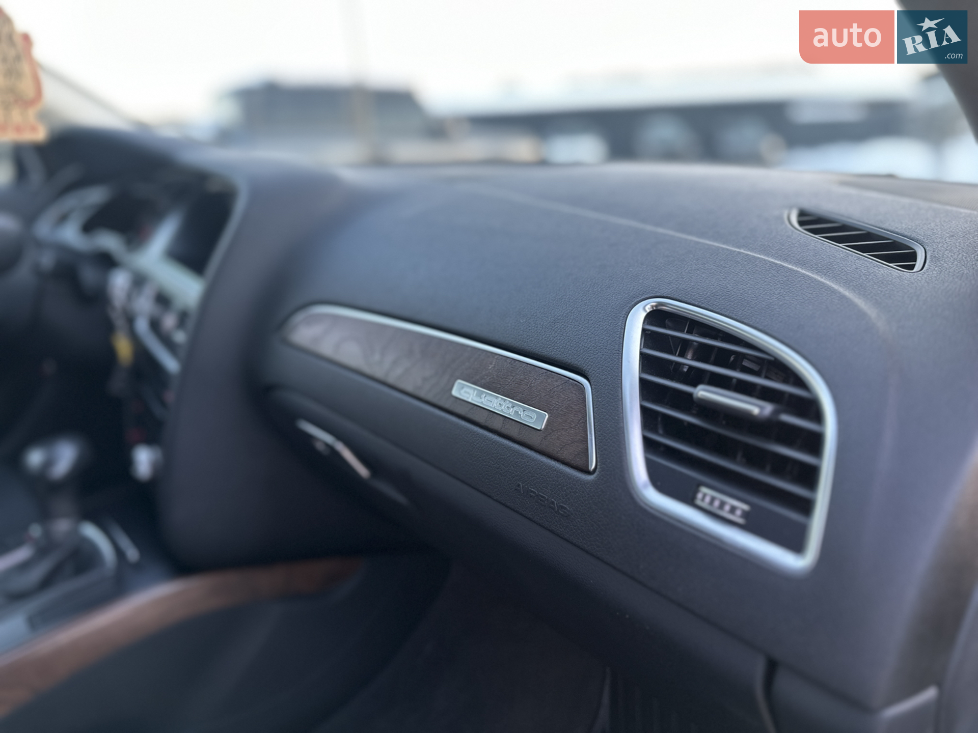 2013 Audi A4 - мініатюра 39