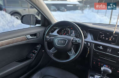 Седан Audi A4 2013 в Львове