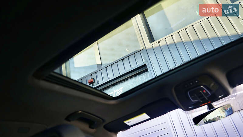 Седан Audi A4 2016 в Львове