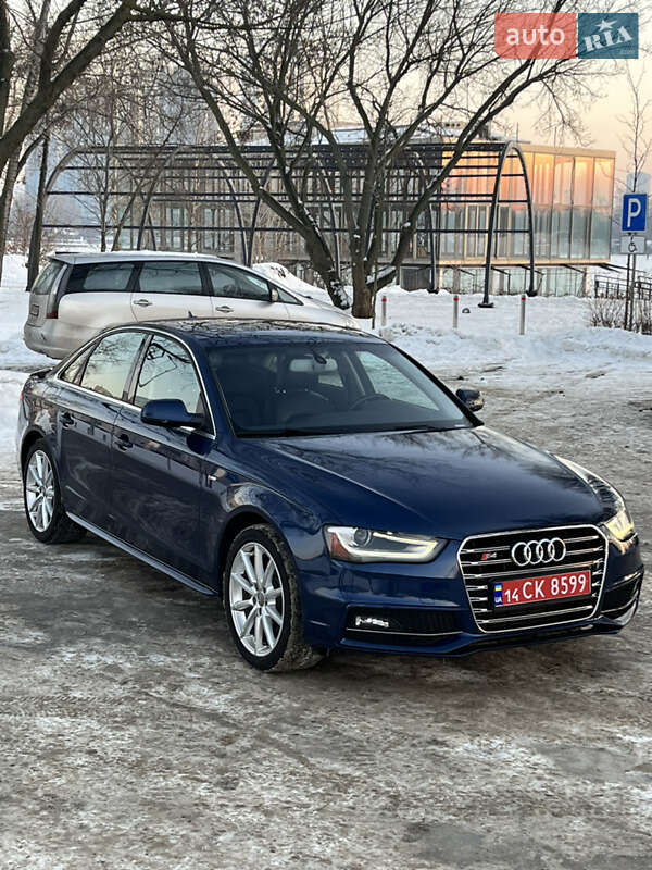 Седан Audi A4 2015 в Києві