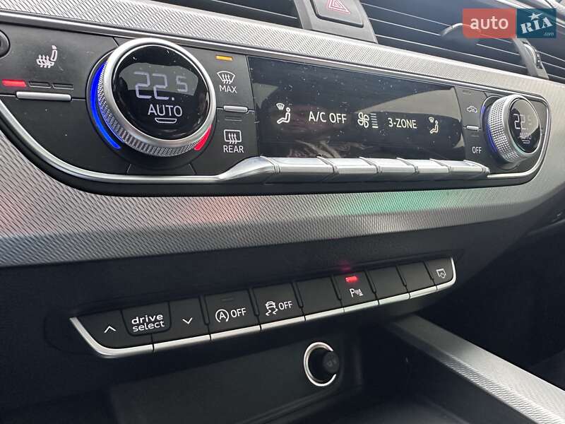 Седан Audi A4 2016 в Тернополі