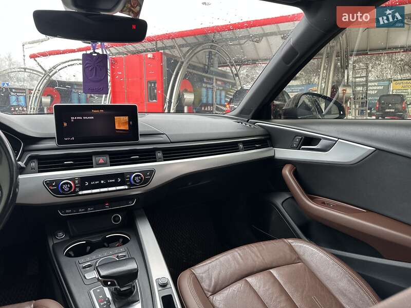 Седан Audi A4 2016 в Тернополі