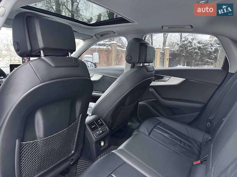 Седан Audi A4 2016 в Києві