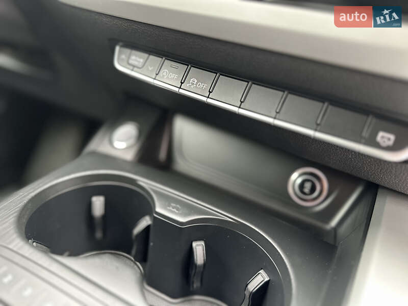 Універсал Audi A4 2016 в Дрогобичі