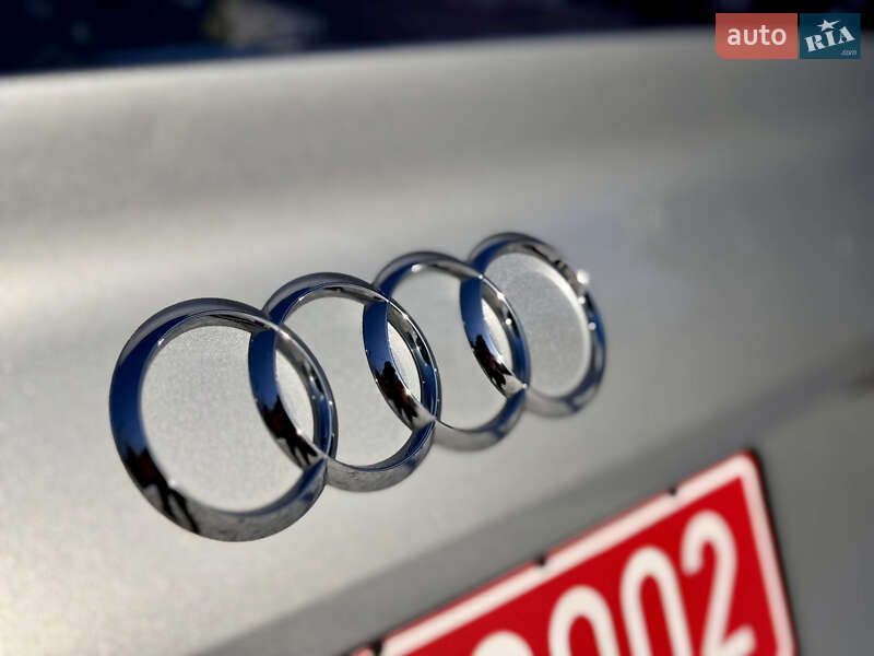 Седан Audi A4 2018 в Києві
