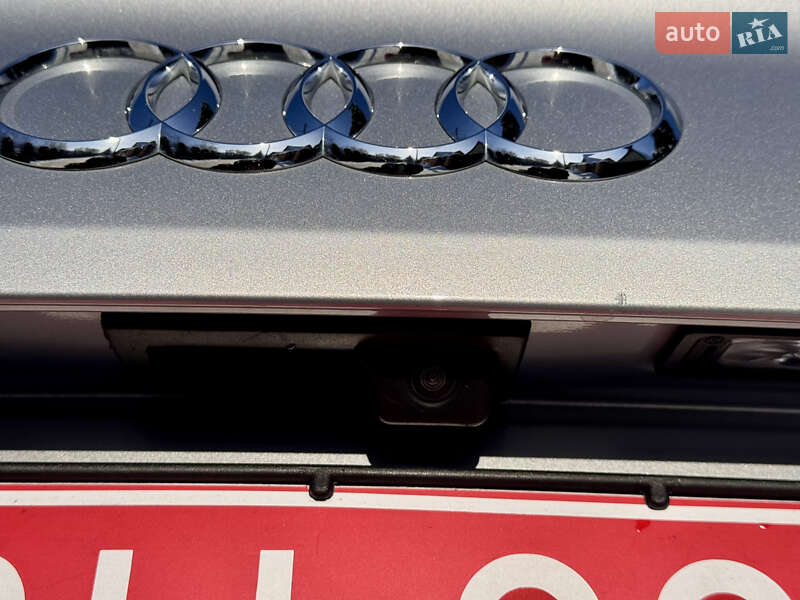 Седан Audi A4 2018 в Києві