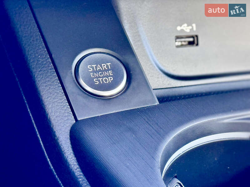 Седан Audi A4 2018 в Києві