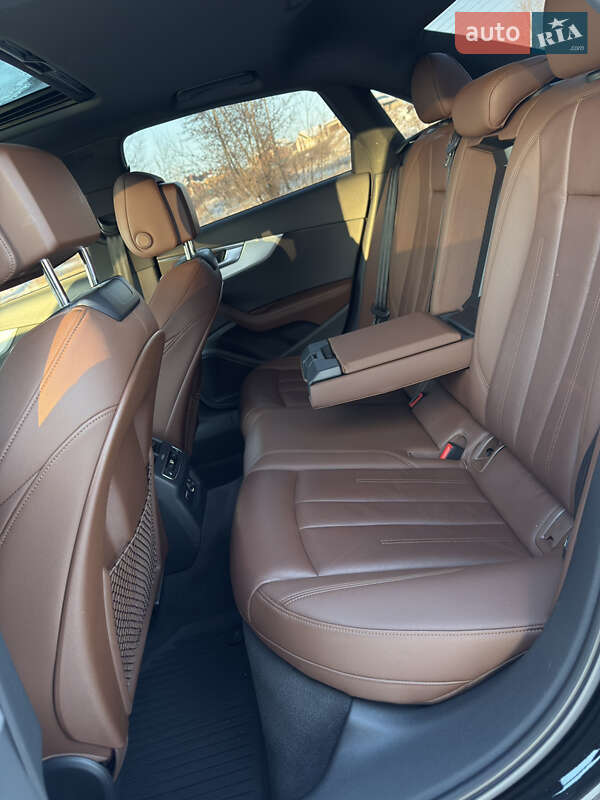Седан Audi A4 2019 в Киеве