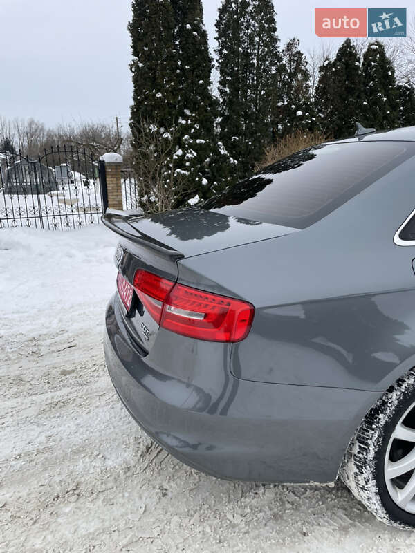 Седан Audi A4 2015 в Вараші фото 12 Седан Audi A4 2015 в Вараші