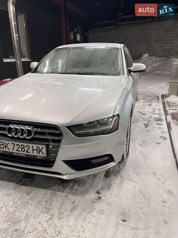Седан Audi A4 2012 в Ровно фото Седан Audi A4 2012 в Ровно