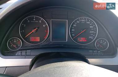 Седан Audi A4 2002 в Харькове