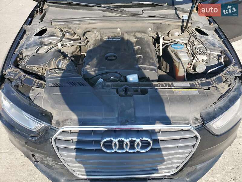 Седан Audi A4 2012 в Львові
