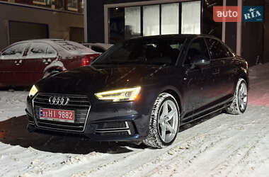 Седан Audi A4 2017 в Луцьку