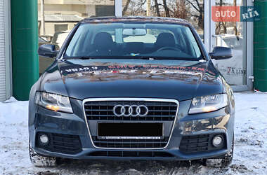 Седан Audi A4 2010 в Днепре