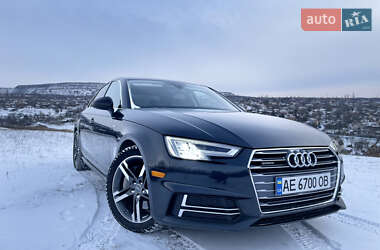 Седан Audi A4 2017 в Дніпрі