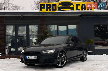 Седан Audi A4 2016 в Львові