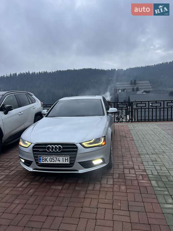 Седан Audi A4 2013 в Березному фото Седан Audi A4 2013 в Березному