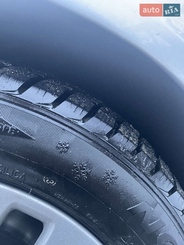 Універсал Audi A4 2004 в Рівному