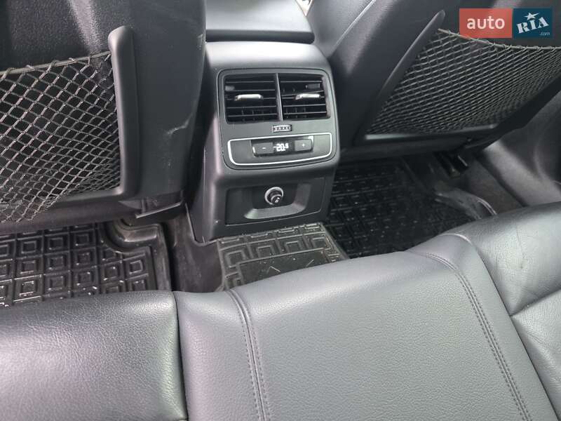 Седан Audi A4 2017 в Харькове