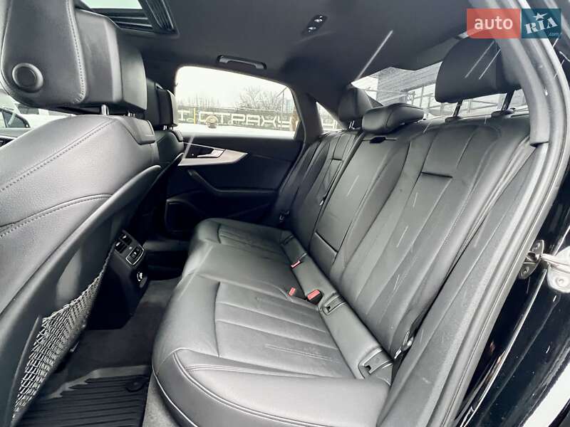 Седан Audi A4 2016 в Києві