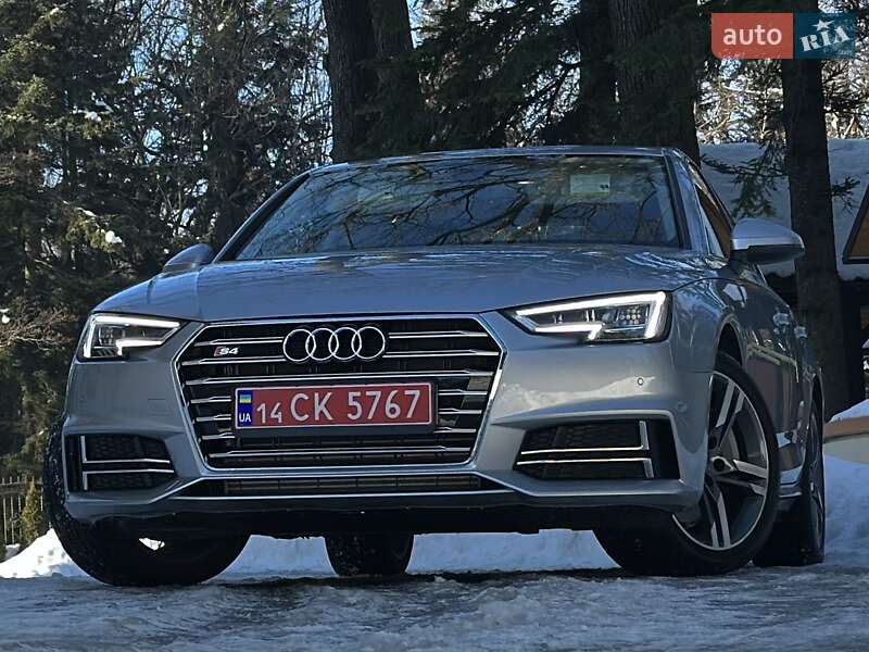 Седан Audi A4 2017 в Дрогобичі