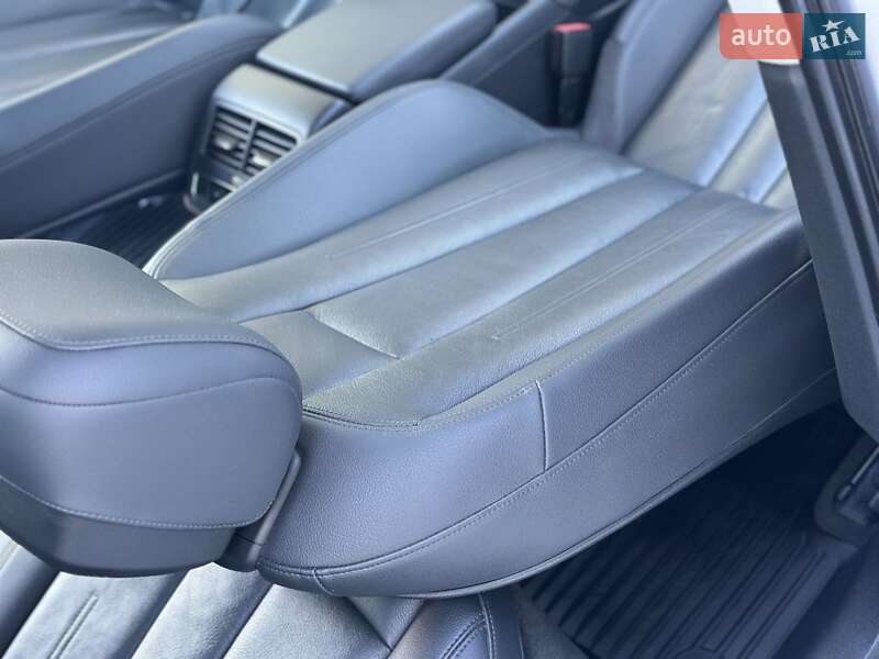 Седан Audi A4 2017 в Дрогобичі