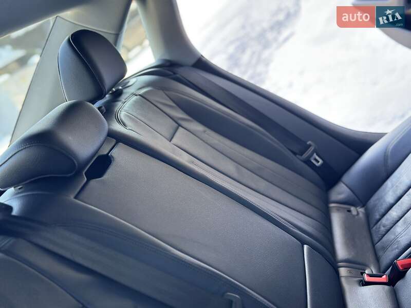 Седан Audi A4 2017 в Дрогобичі