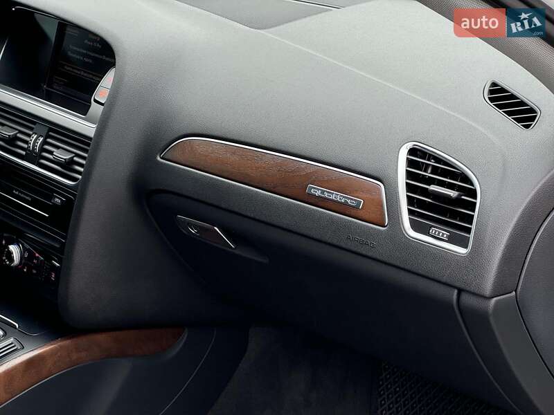 Седан Audi A4 2014 в Вінниці