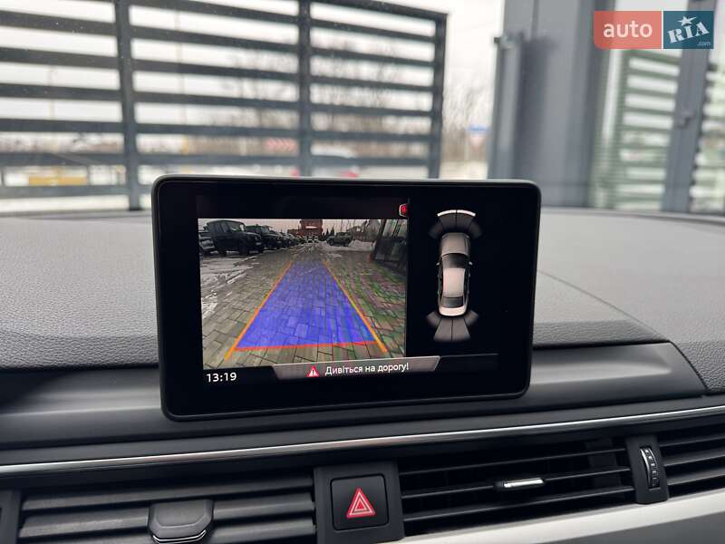 Седан Audi A4 2020 в Рівному
