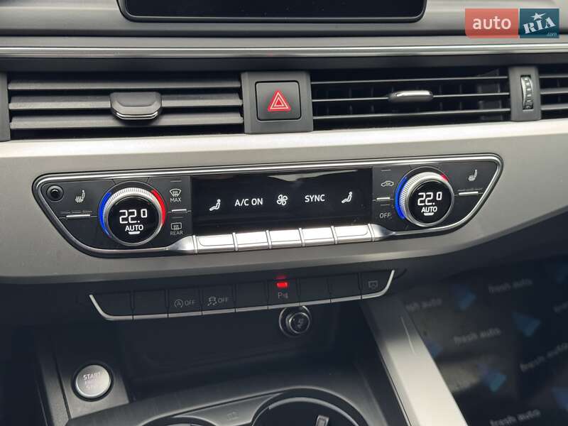 Седан Audi A4 2020 в Рівному