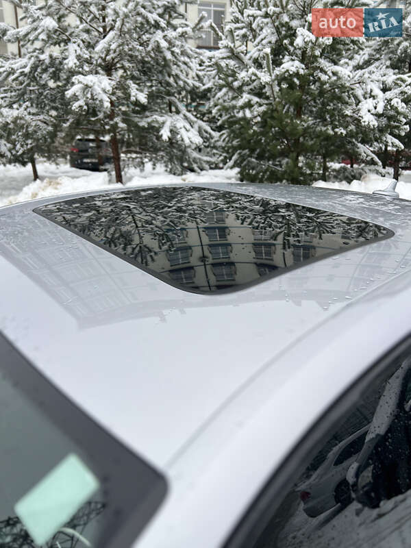 Седан Audi A4 2016 в Івано-Франківську