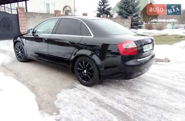 Седан Audi A4 2003 в Вараше