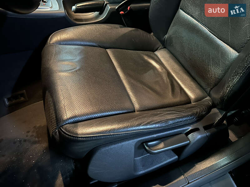 Седан Audi A4 2005 в Днепре