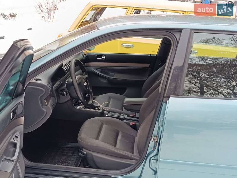 Універсал Audi A4 2001 в Білопіллі