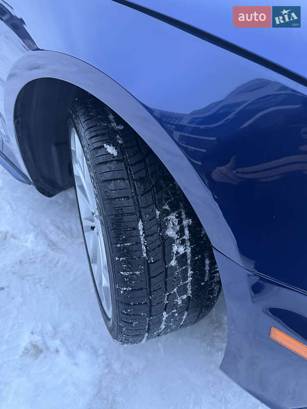 Седан Audi A4 2018 в Львові