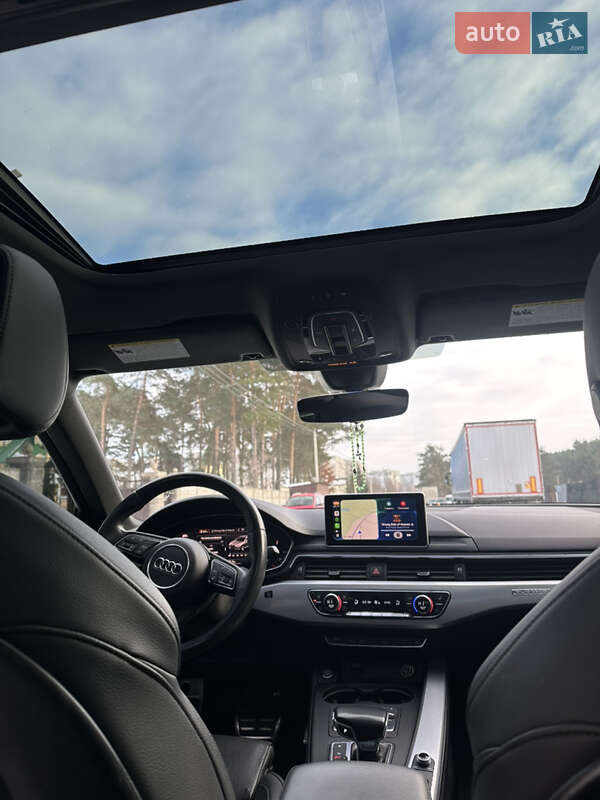 Седан Audi A4 2018 в Львові