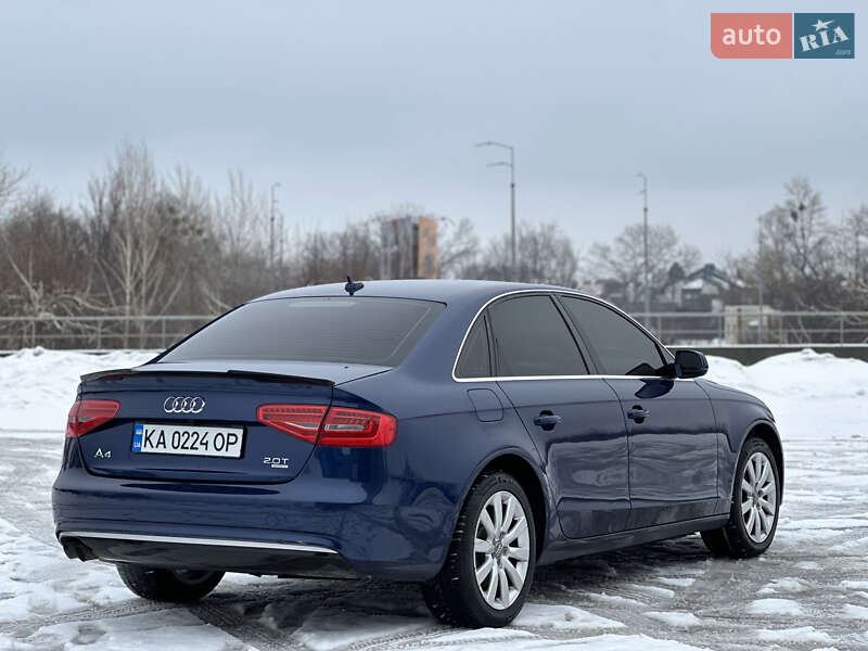 Седан Audi A4 2013 в Киеве