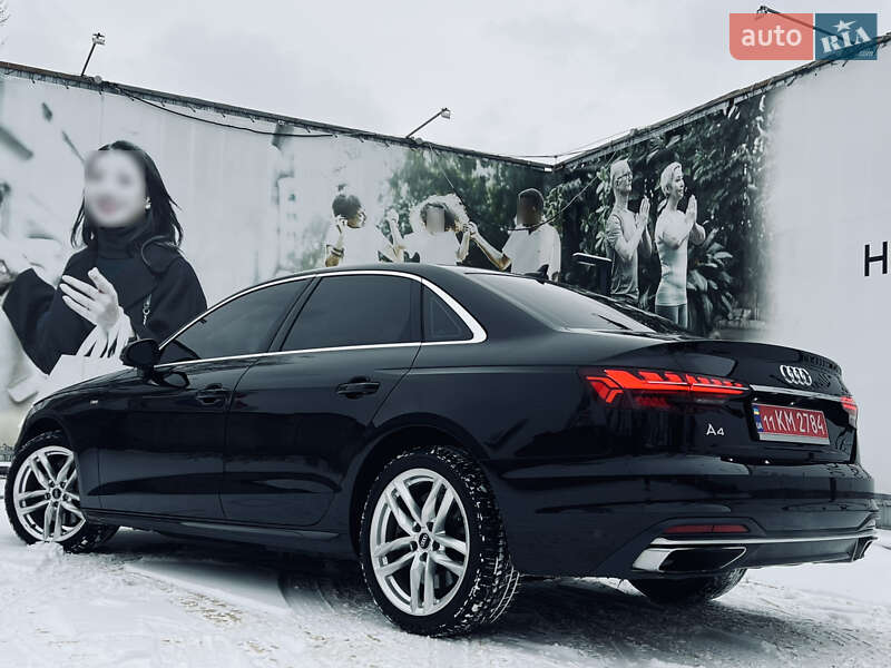 Седан Audi A4 2019 в Одесі