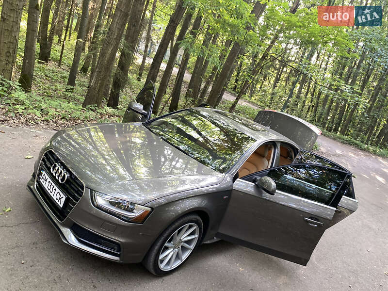 Седан Audi A4 2014 в Житомирі