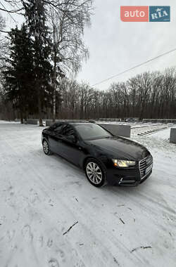 Седан Audi A4 2017 в Знаменке