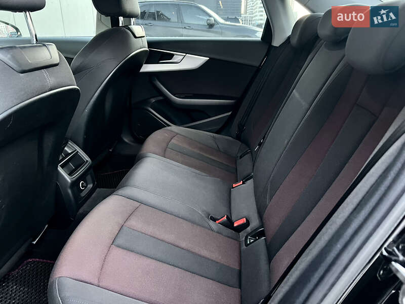 Седан Audi A4 2016 в Києві фото 37 Седан Audi A4 2016 в Києві
