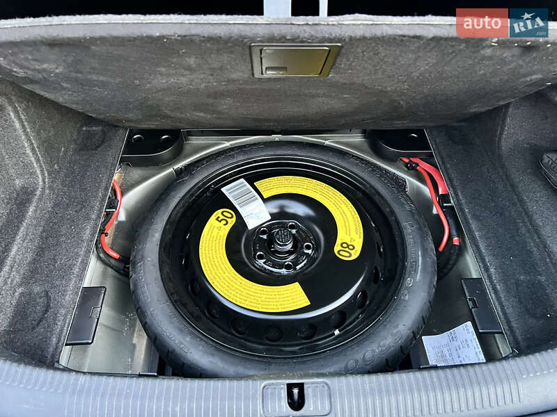 Седан Audi A4 2016 в Києві фото 34 Седан Audi A4 2016 в Києві