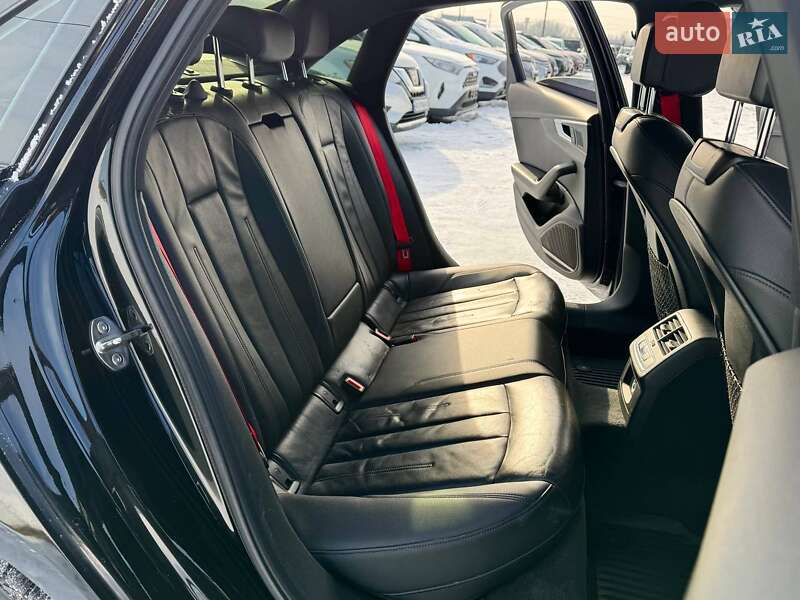 Седан Audi A4 2018 в Києві