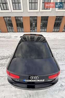 Седан Audi A4 2012 в Львове