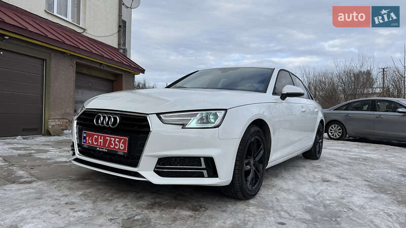 Седан Audi A4 2017 в Львові