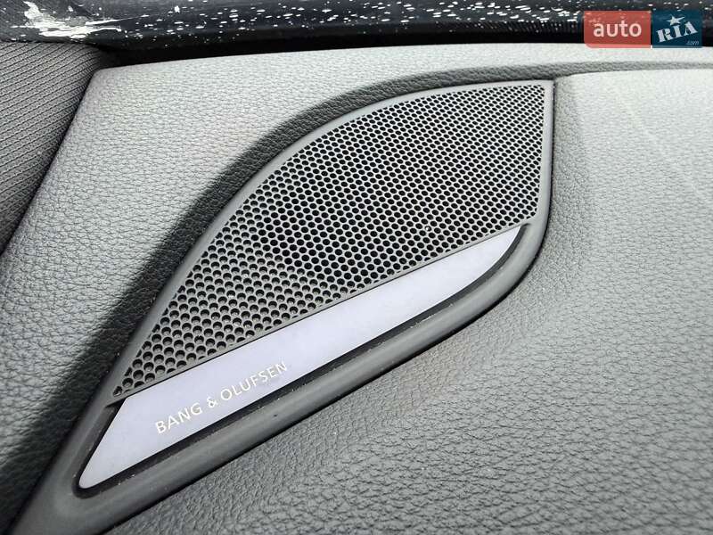 Седан Audi A4 2016 в Киеве