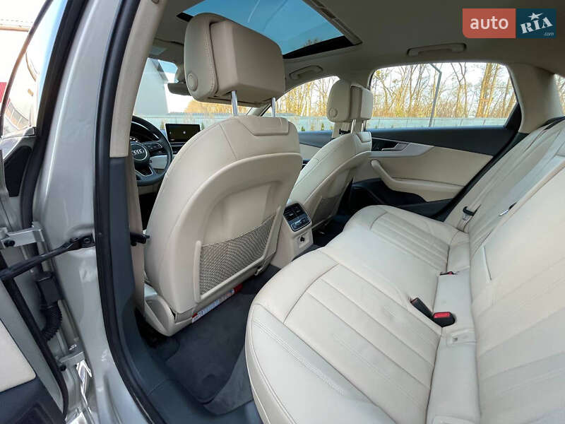 Седан Audi A4 2017 в Луцьку