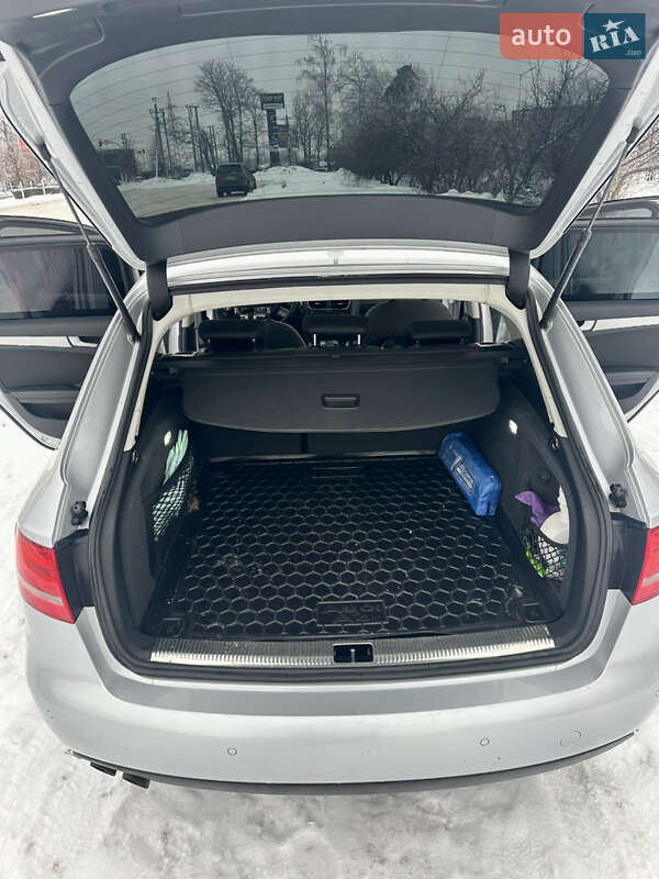 Універсал Audi A4 2011 в Бучі